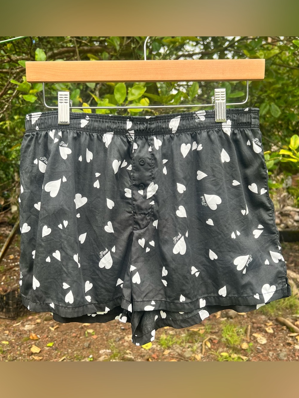 VICTORIA’S SECRET PINK SILKY HEARTS SLEEP BOXY PAJAMA SHORTS,  MEDIUM, EUC